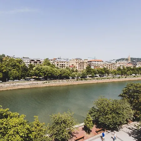 乌鲁梅阿河畔旅舍 3* 圣塞瓦斯蒂安