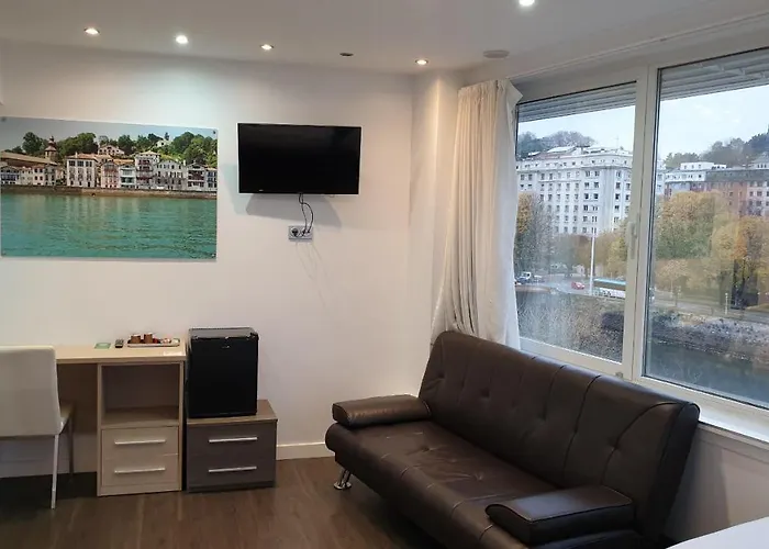 乌鲁梅阿河畔旅舍 招待所 3*