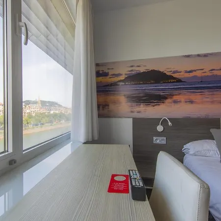 Riberas Del Urumea Πανσιόν 3*